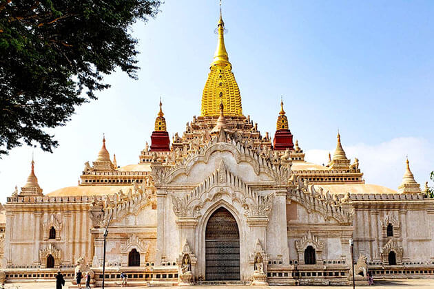 Ananda Temple - the most beautiful temple in bagan