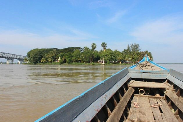 Boat trip to Shampoo Island