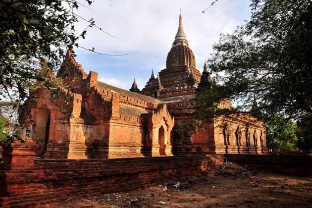 Myinkaba Gubyaukgyi Temple in myanmar